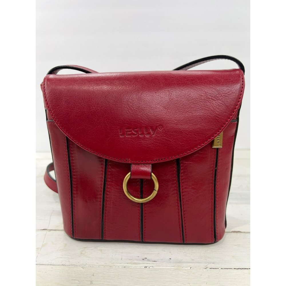 New Leslly Paris Bright Red Medium Size Shoulder Bag